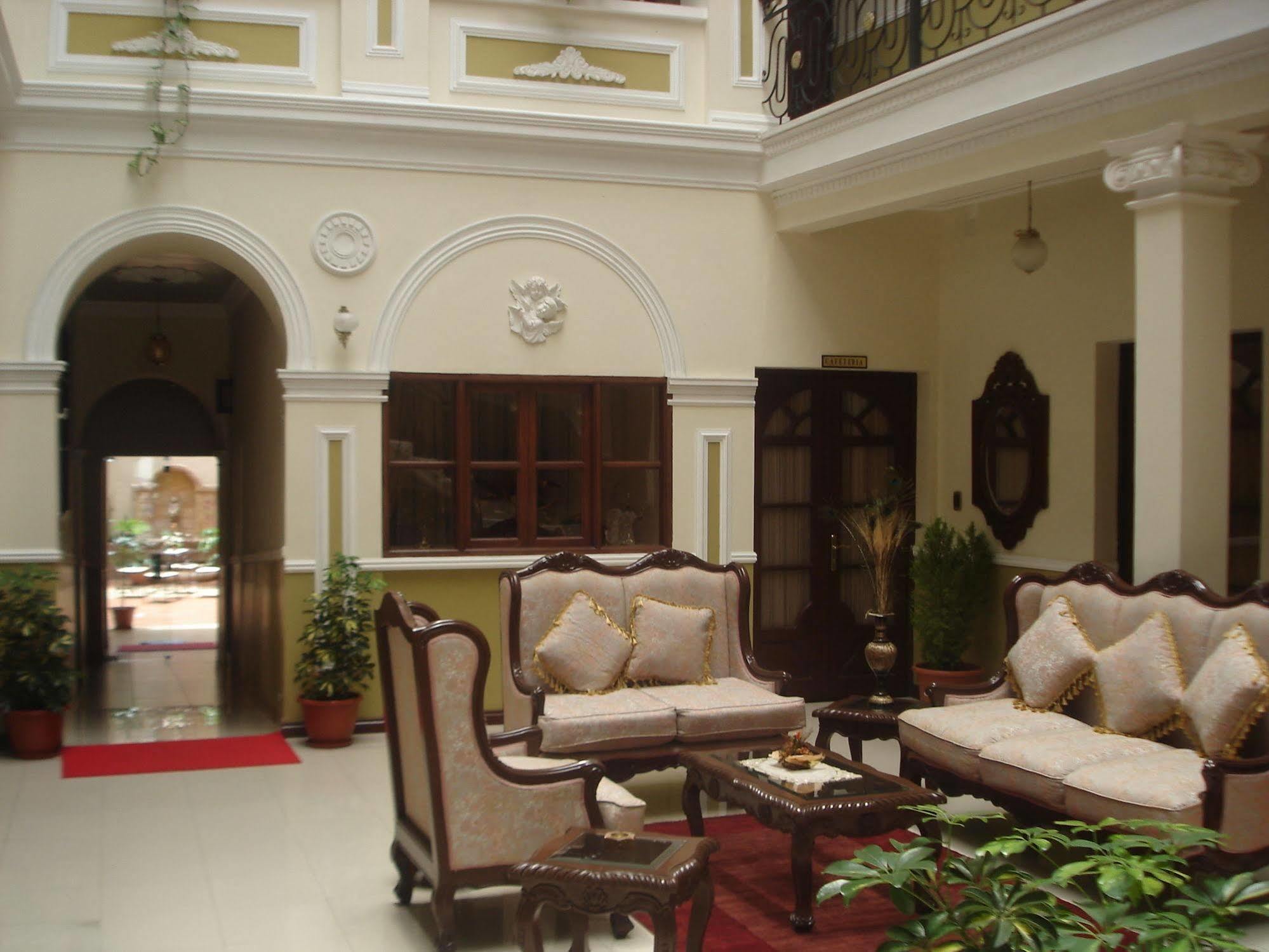 San Marino Royal Hotel Sucre Exterior foto